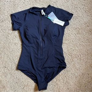 SEA LEVEL Multifit Front Zip One-Piece Short Sleeve Swimsuit Night Sky